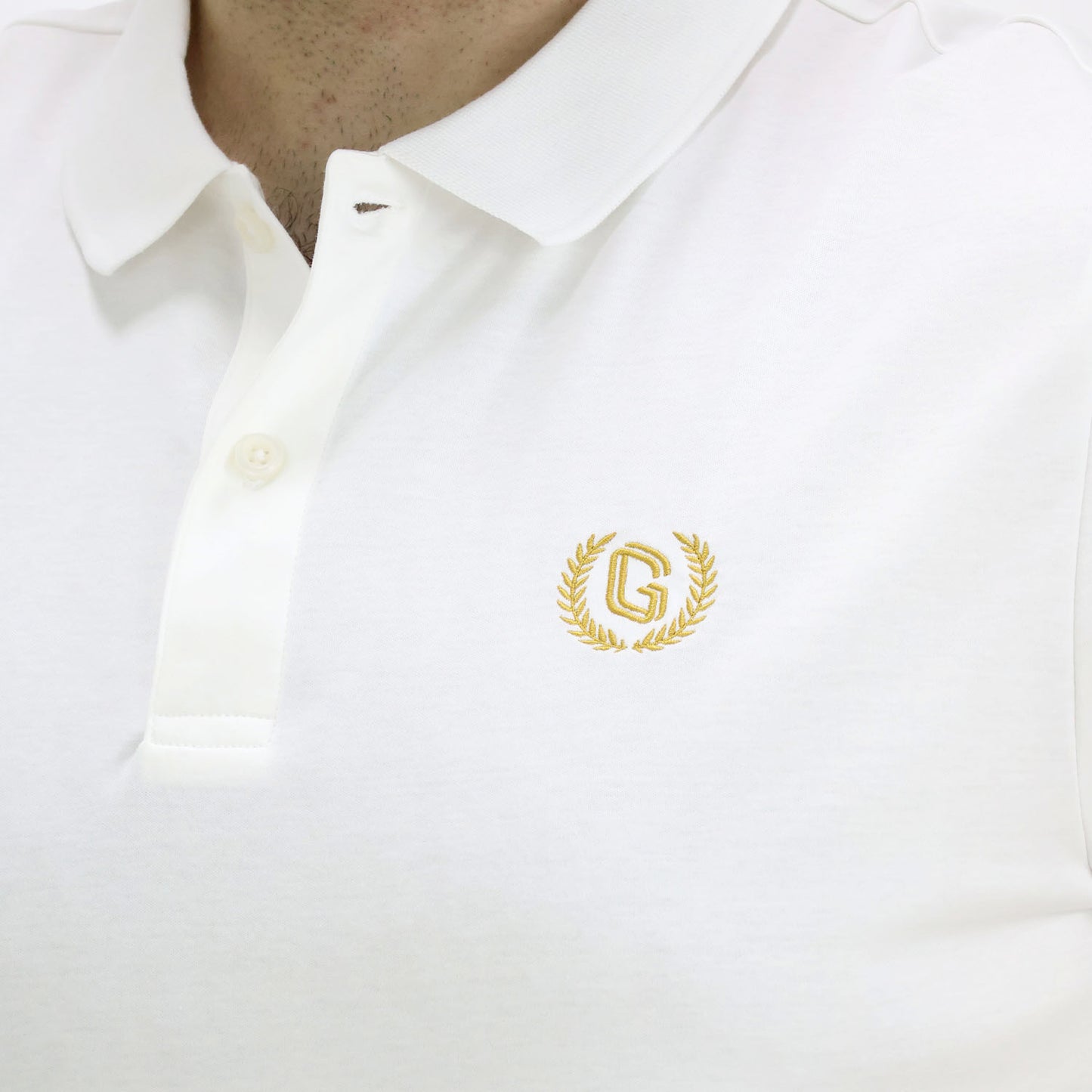 Men's Liquid Touch Polo: Slim Fit Comfort & Lasting Color