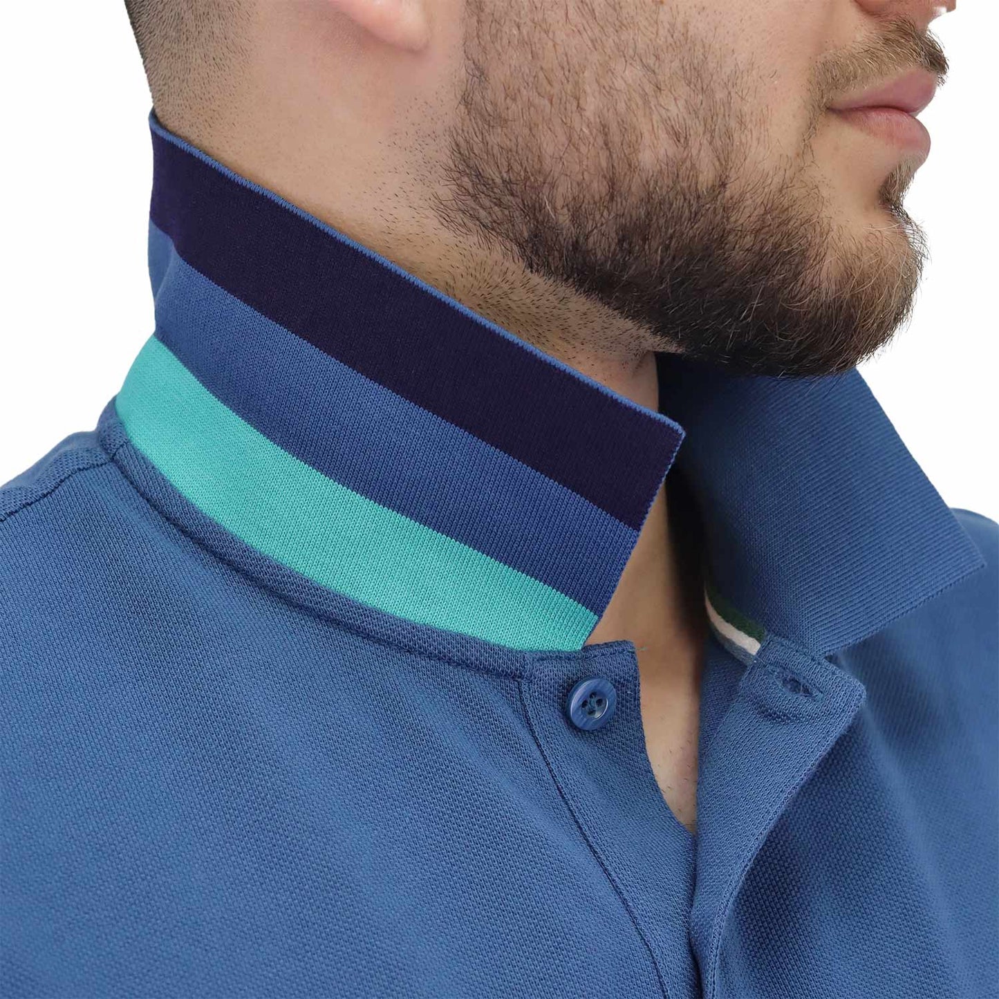 قميص بولو رجالي عالي الأداء بقصّة Slim Fit مطرز بنقشة أسد