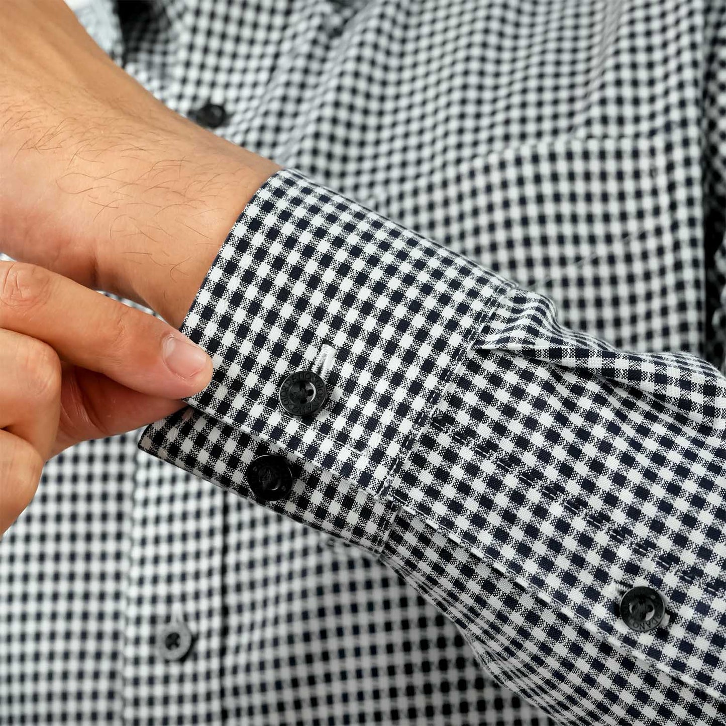 Men's Wrinkle Free Cotton Shirt: Comfort & Style