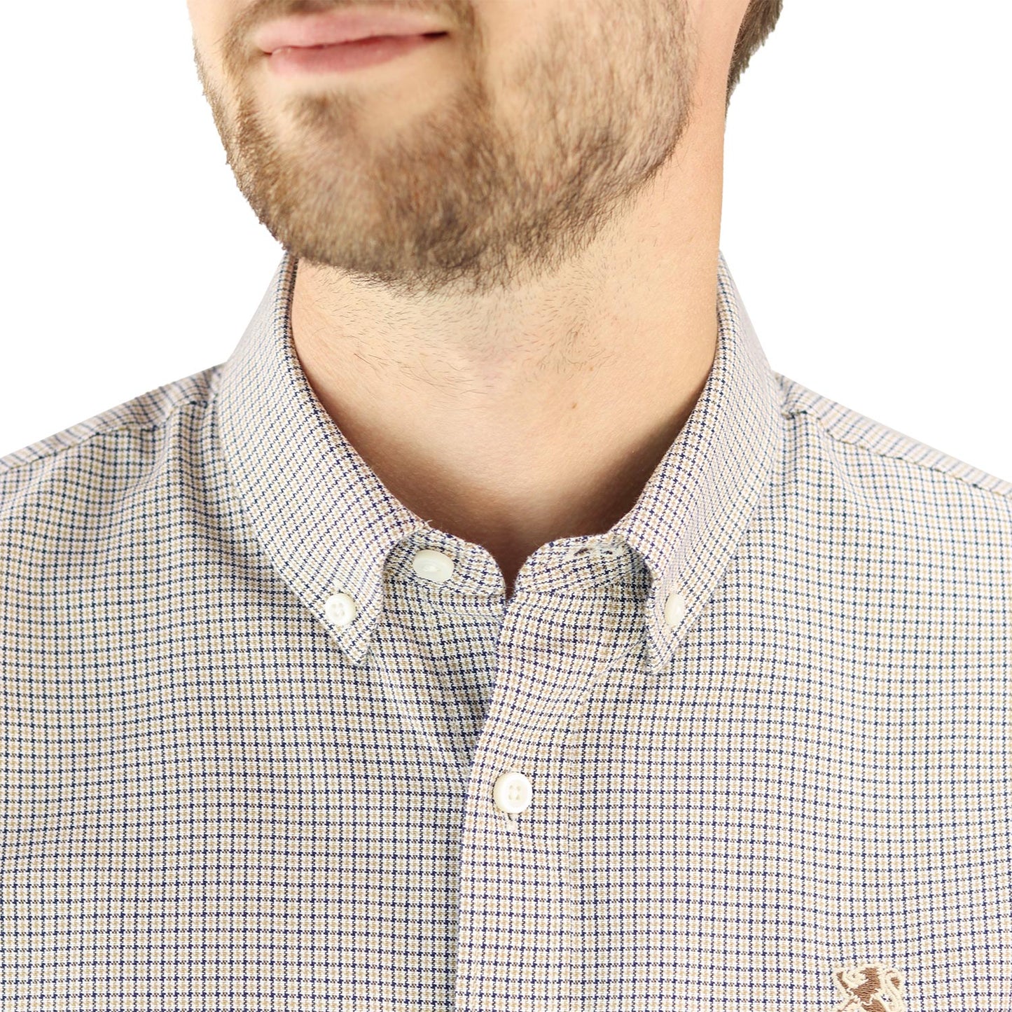 Men's Shirt With Small Lion Embroidery