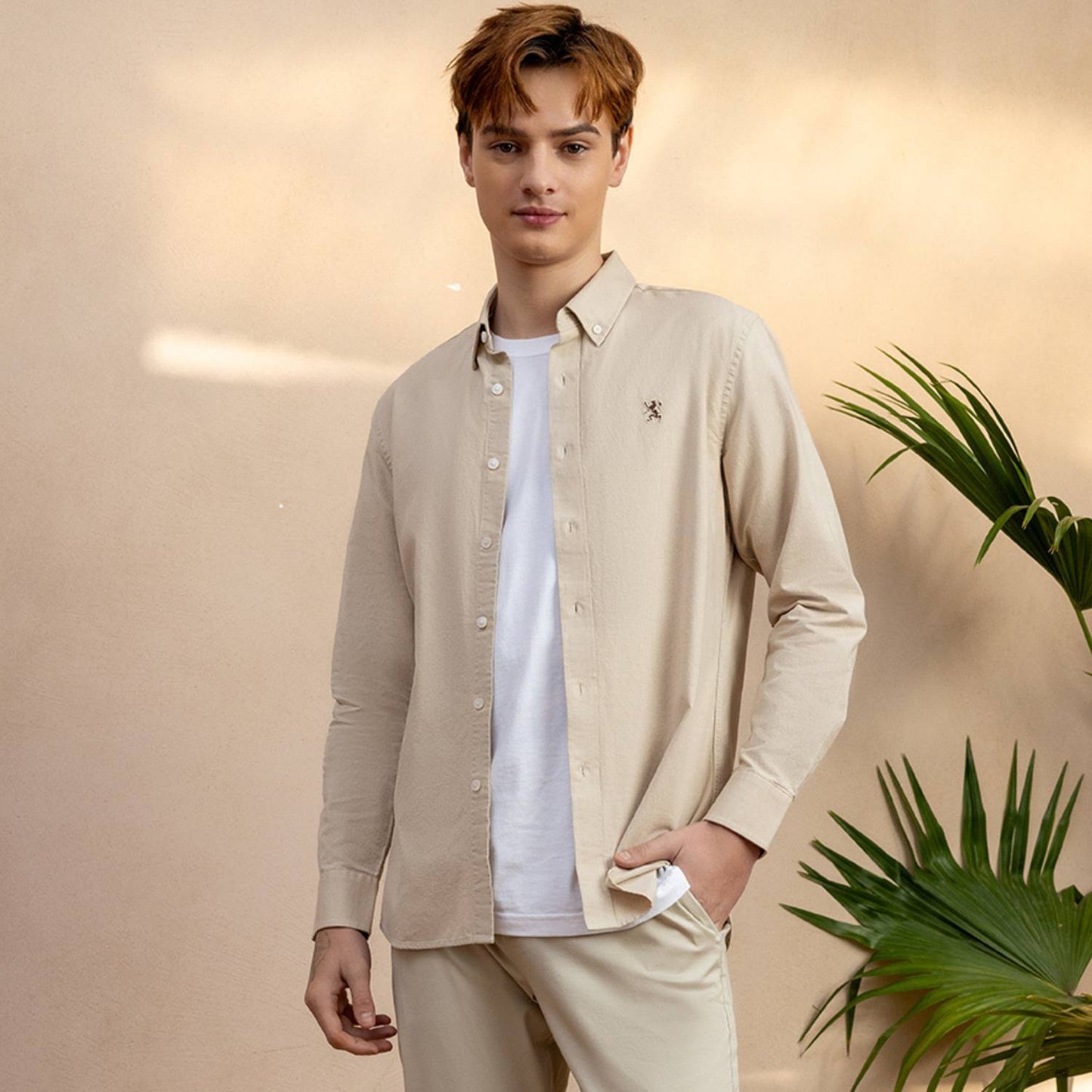 Men's Shirt With Small Lion Embroidery