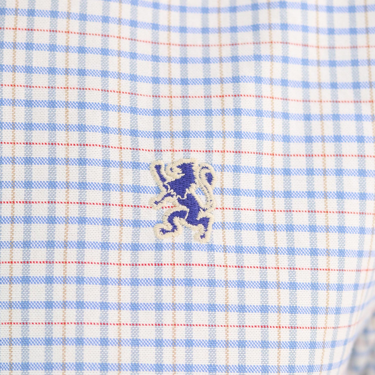 Men's Shirt With Small Lion Embroidery