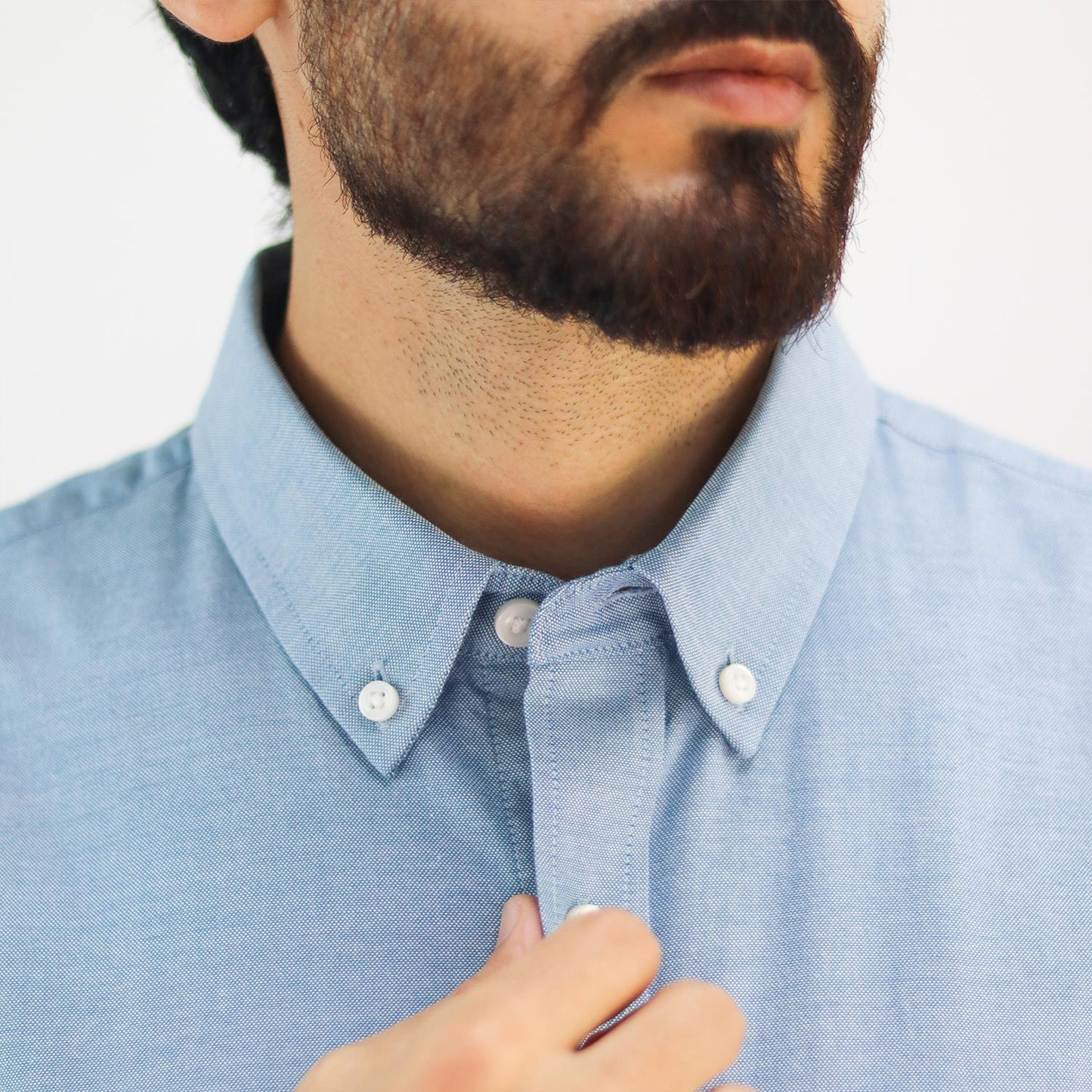Men's Shirt With Small Lion Embroidery