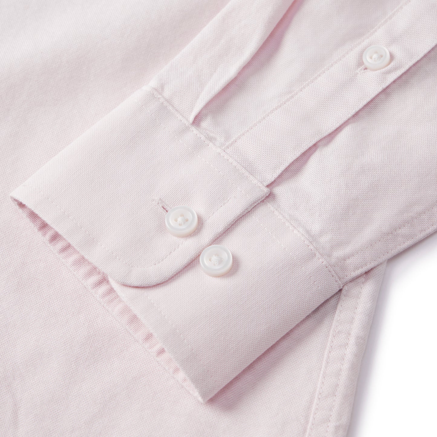 Men's Shirt With Small Lion Embroidery