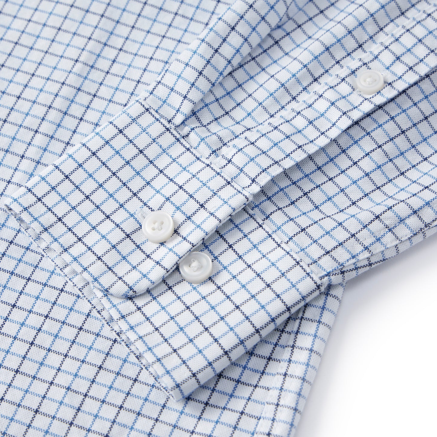Men's Shirt With Small Lion Embroidery