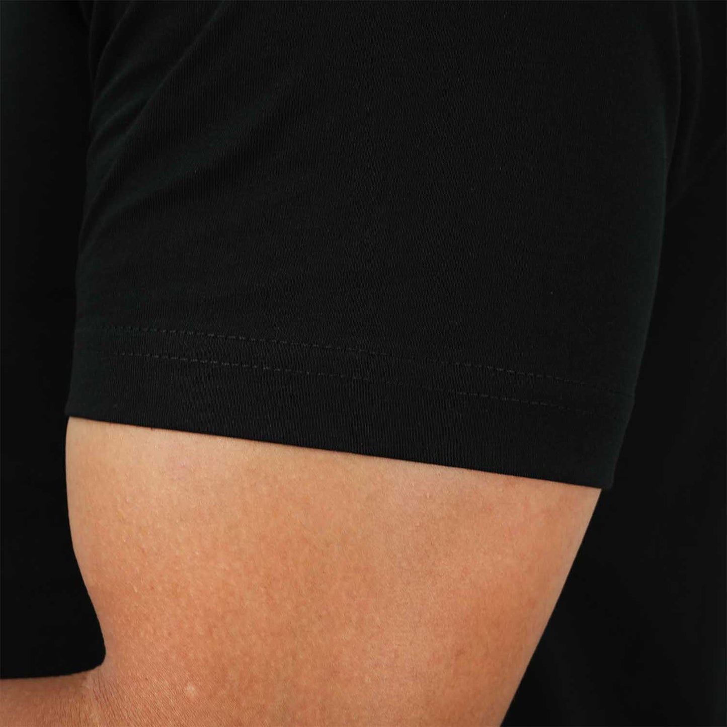 Men's Slim Fit Cotton Jersey Tee | Signature Print & Comfort
