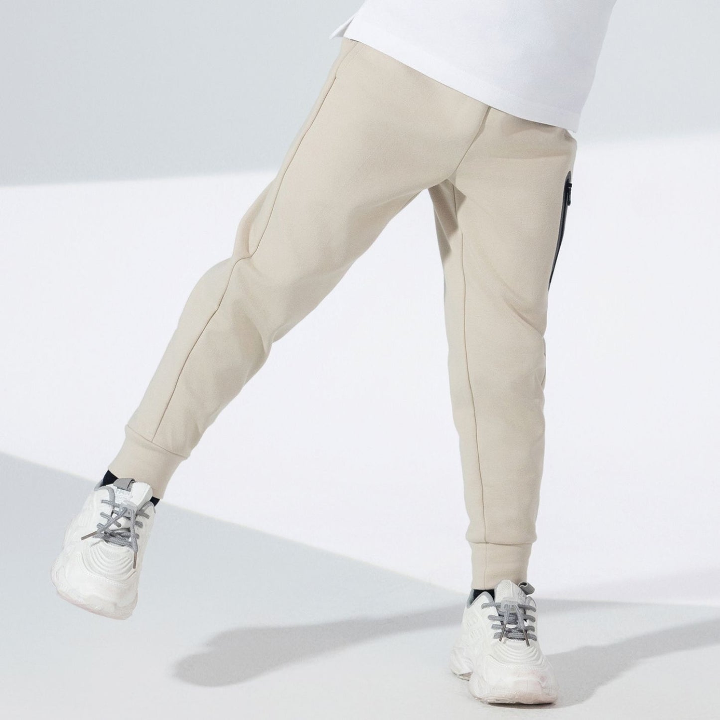Giordano Junior Comfort Interlock Jogger Pants-Brown