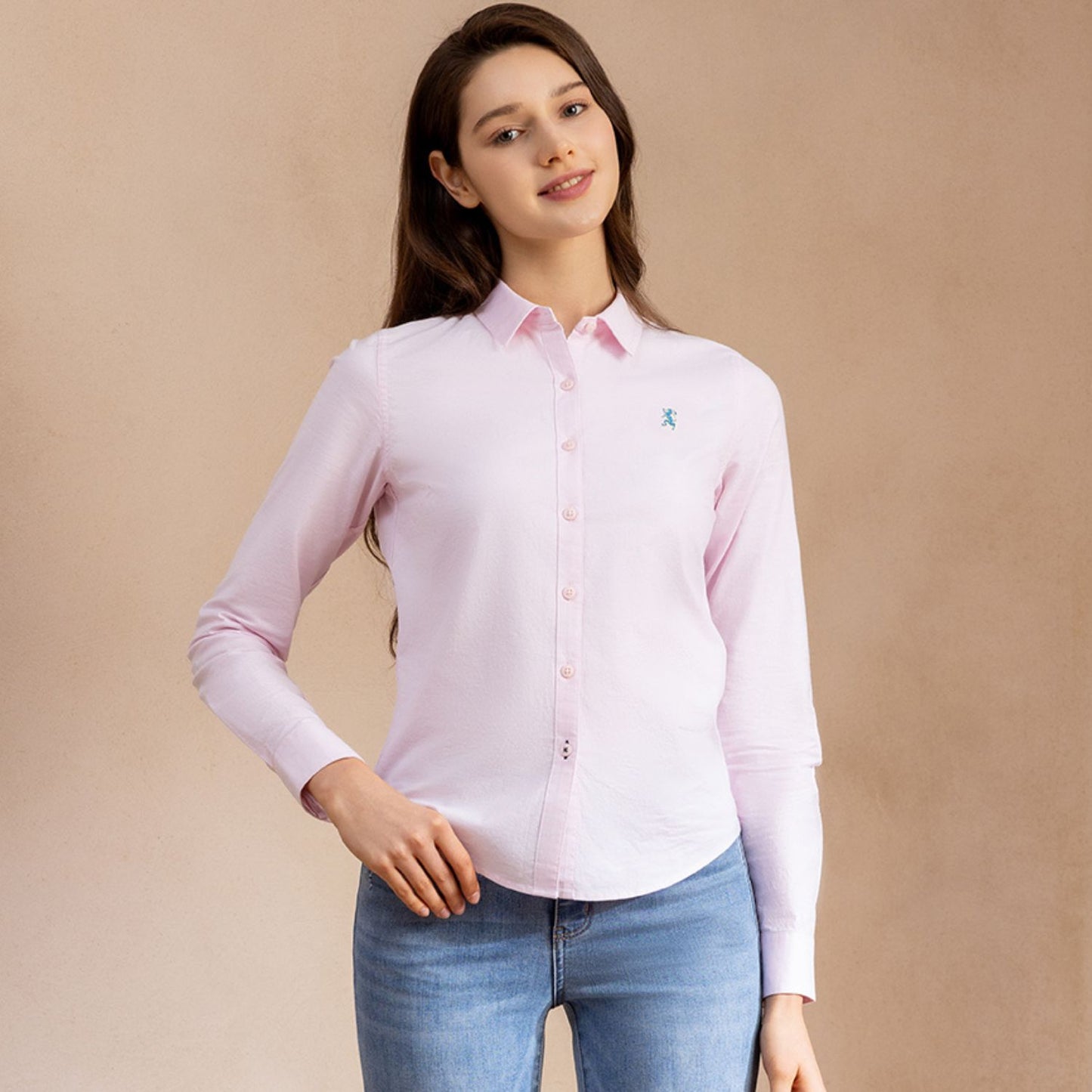 Women Oxford Shirt With Small Lion Embroidery