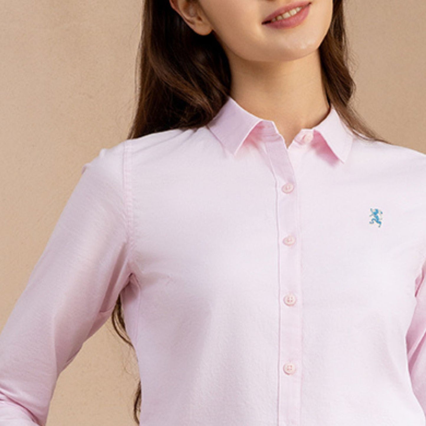 Women Oxford Shirt With Small Lion Embroidery