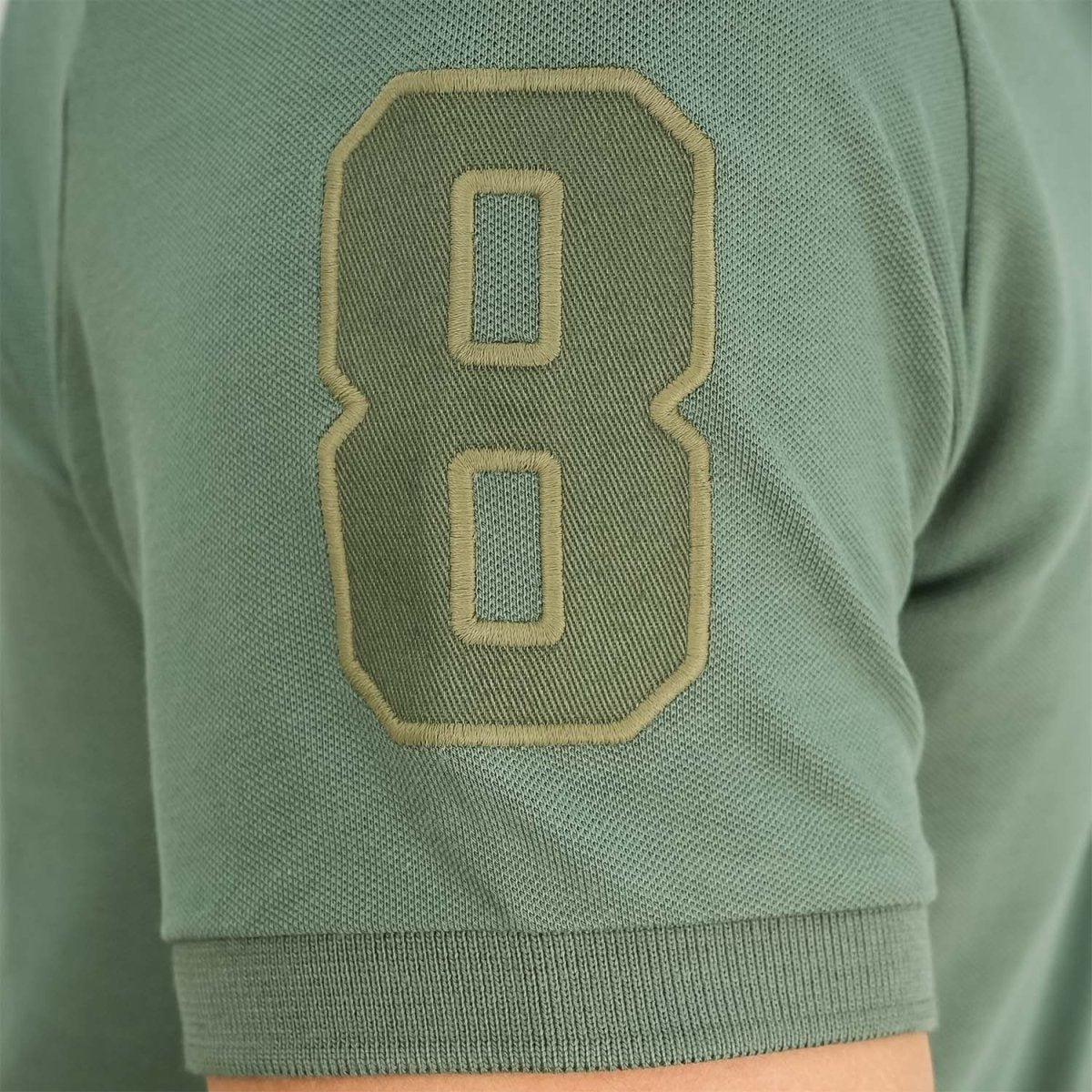 Men's 3D Lion Polo: Slim Fit, Bold Embroidery, Premium Pique S - Shop Giordano