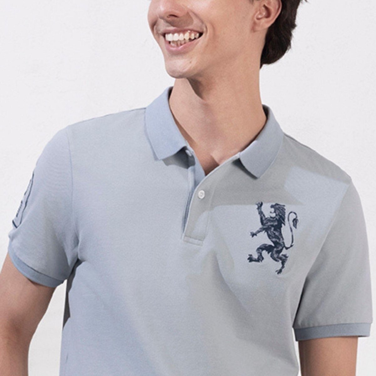 Men's 3D Lion Polo: Slim Fit, Bold Embroidery, Premium Pique S - Shop Giordano