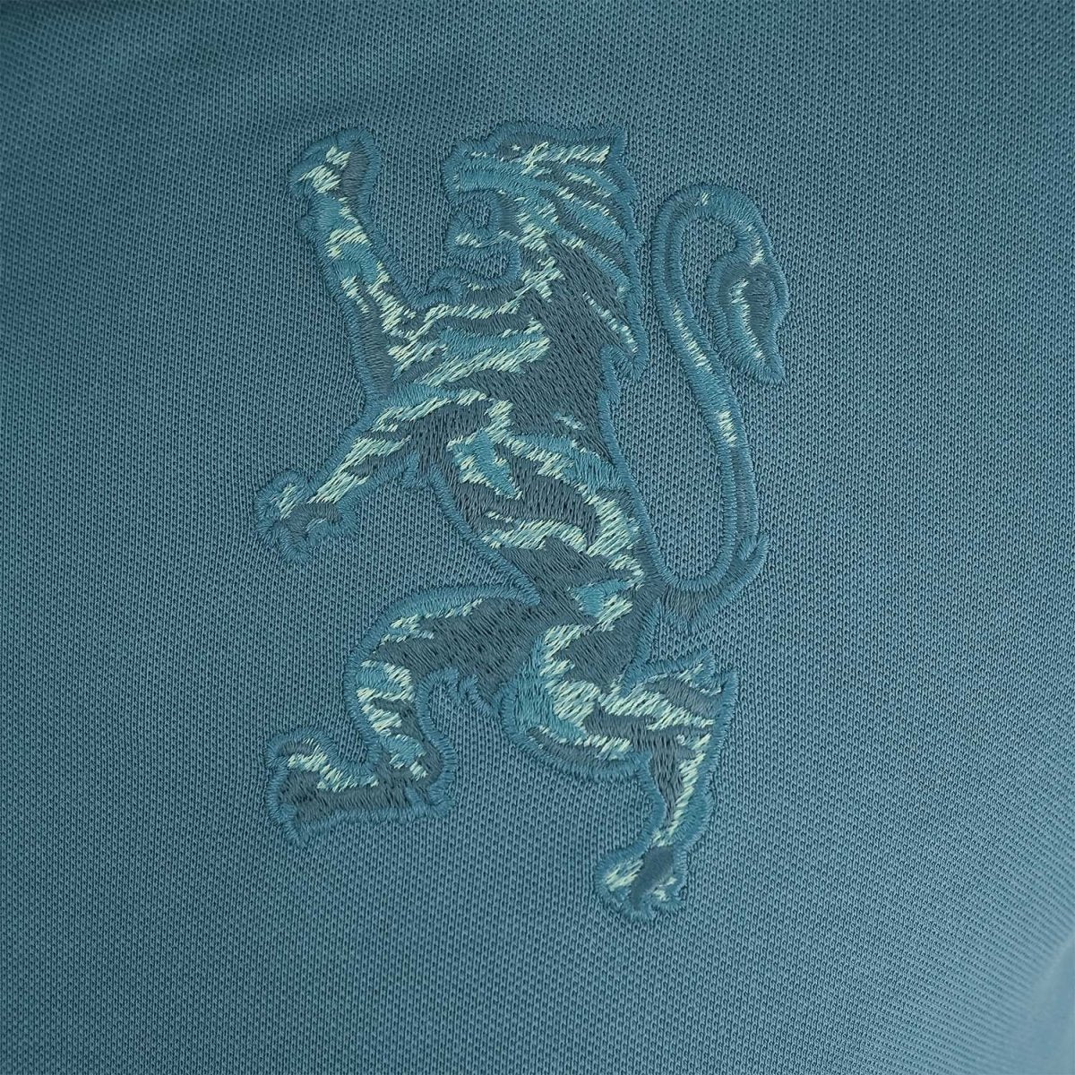 Men's 3D Lion Polo: Slim Fit, Bold Embroidery, Premium Pique - Giordano