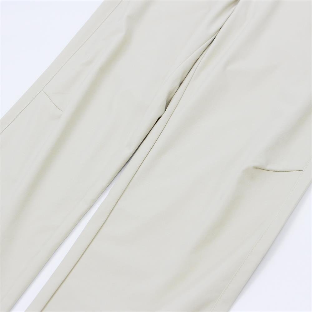 Men's 4 - Way Stretch Khaki Pants: Comfort & Style - Giordano