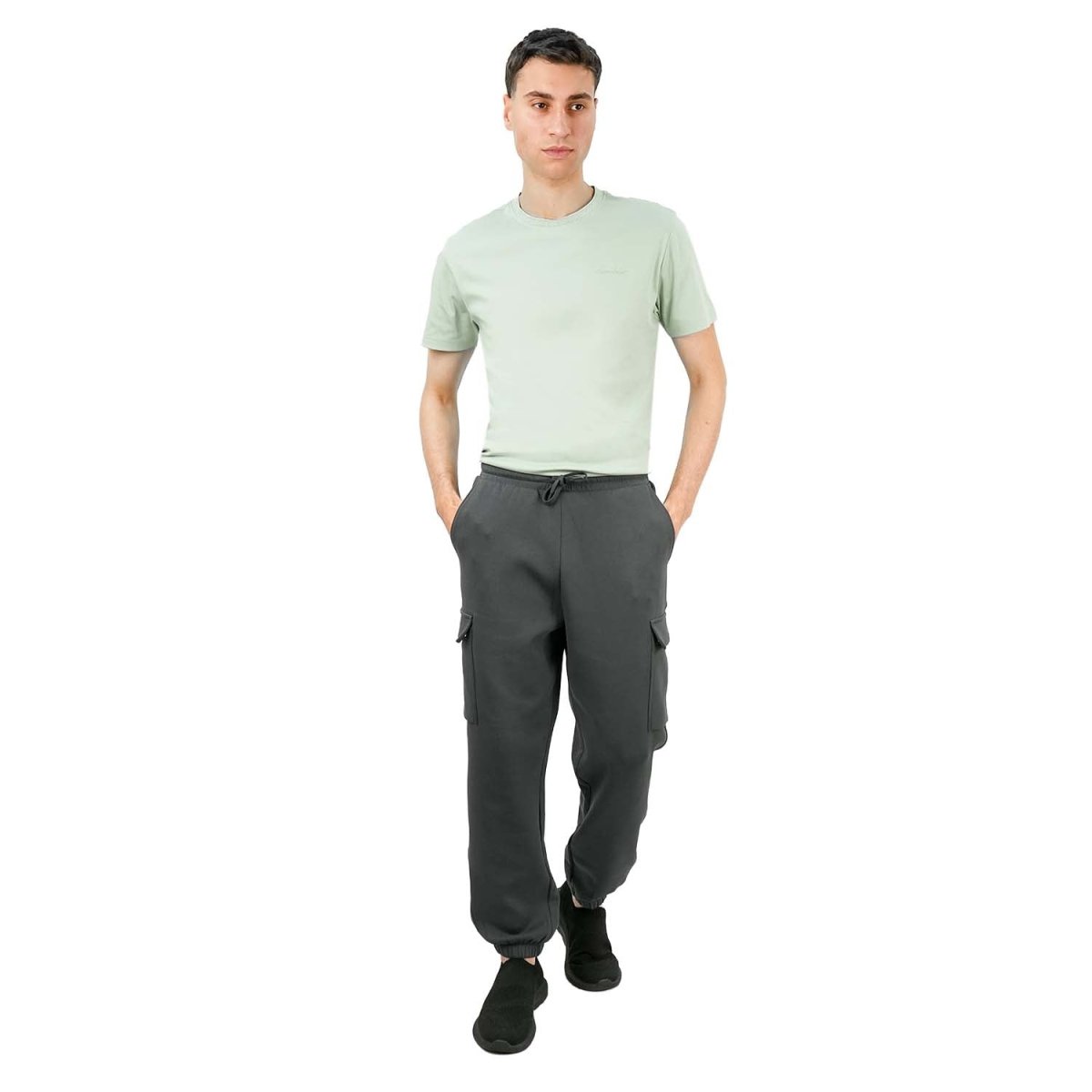Men's Air Knit Joggers: Relaxed Tapered Fit, Elastic Waist Comfort - Giordano