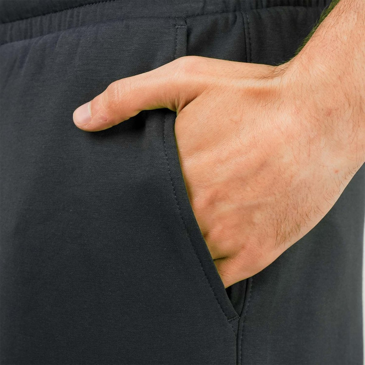 Men's Air Knit Joggers: Relaxed Tapered Fit, Elastic Waist Comfort - Giordano