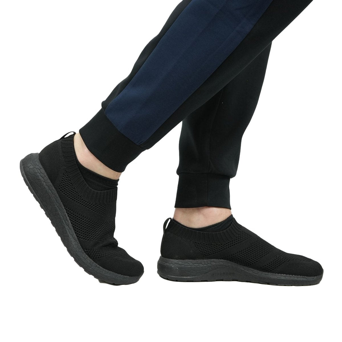 Men's Comfortable Air Double Knit Joggers For Everyday Wear - Giordano