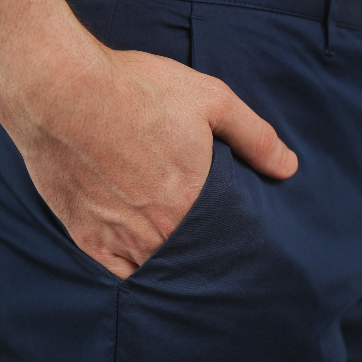 Men's Cotton Nylon Spandex Twill Low Rise Slim Fit Shorts - Giordano