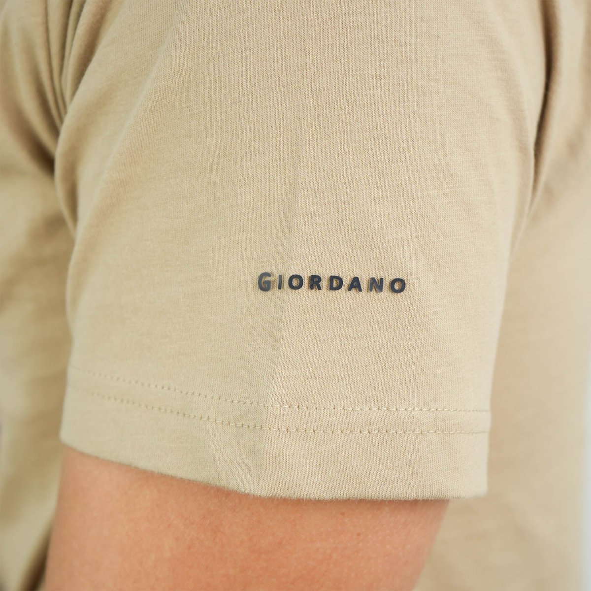 Men's Giordano Cotton Crewneck Slim Fit Tee - Short Sleeve - Giordano