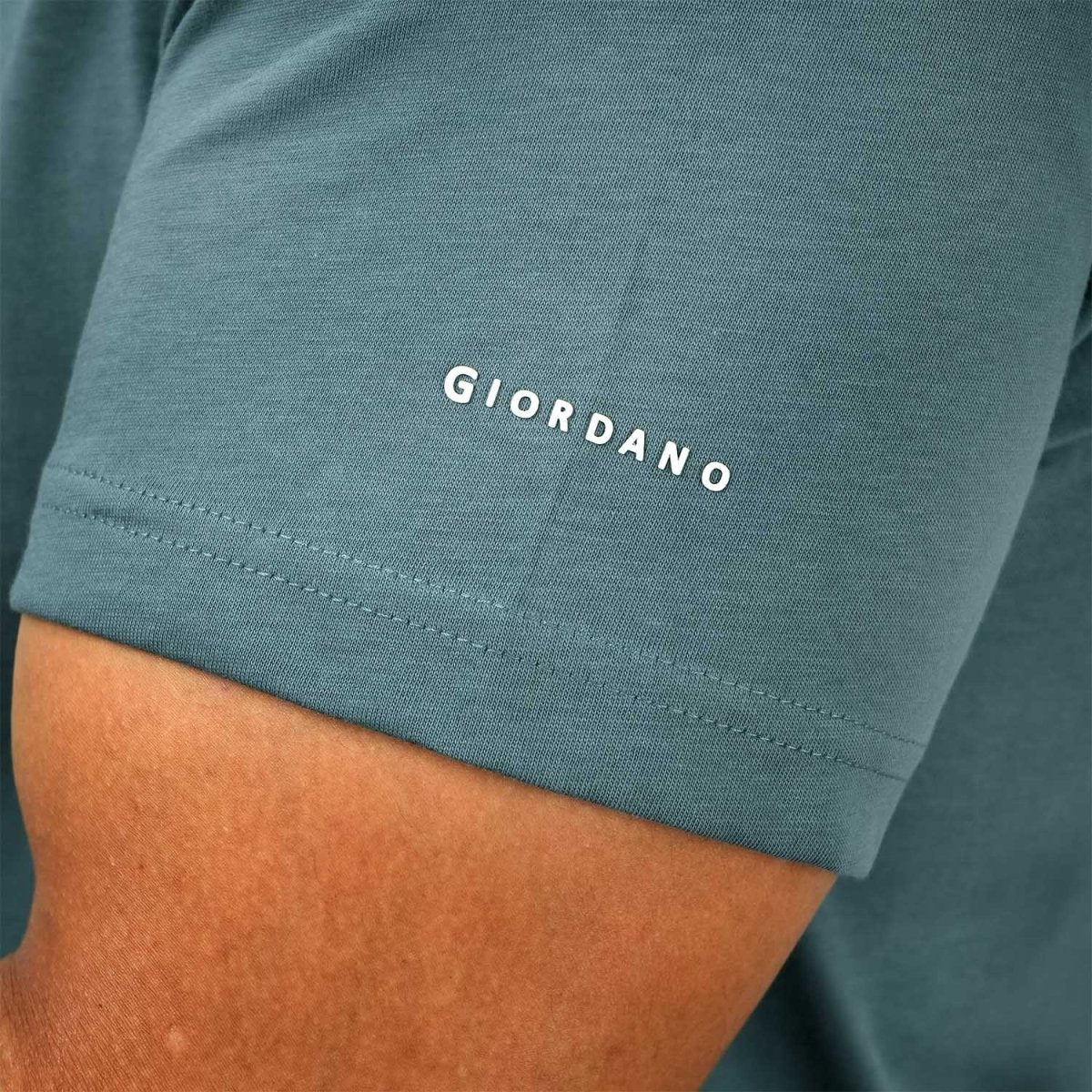 Men's Giordano Cotton Crewneck Slim Fit Tee - Short Sleeve - Giordano