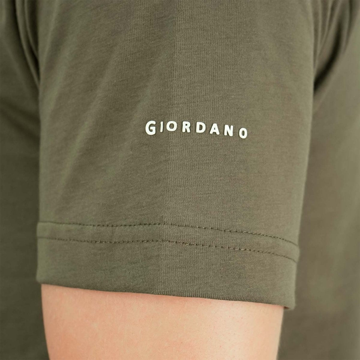 Men's Giordano Cotton Crewneck Slim Fit Tee - Short Sleeve - Giordano
