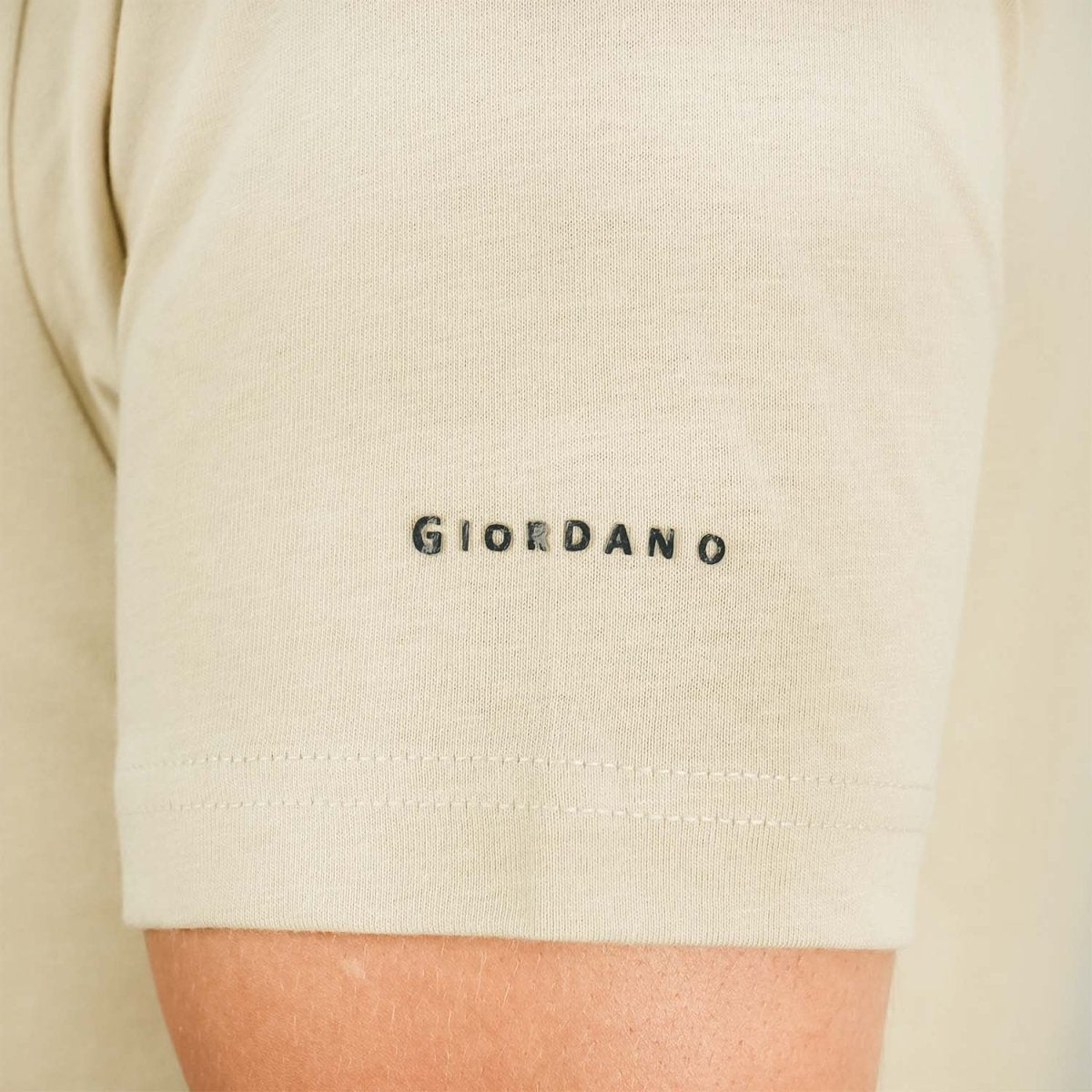 Men's Giordano Cotton Crewneck Slim Fit Tee - Short Sleeve - Giordano