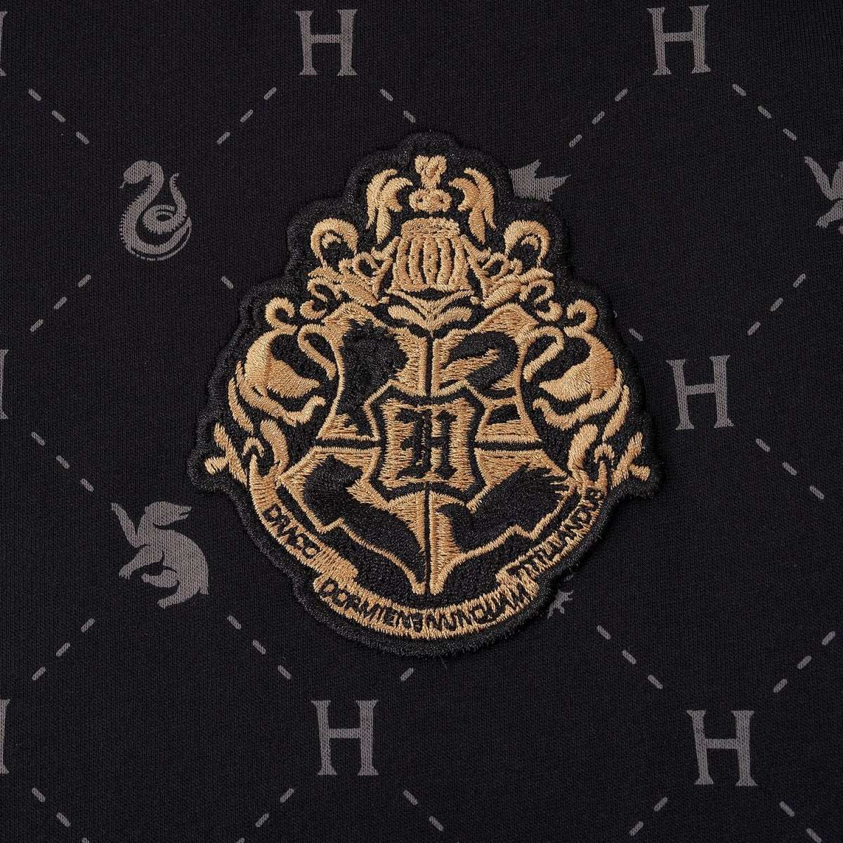 Men's Harry Potter Cotton Short Sleeve All - Over Print Tee - Limited Edition Collection S - Shop Giordano