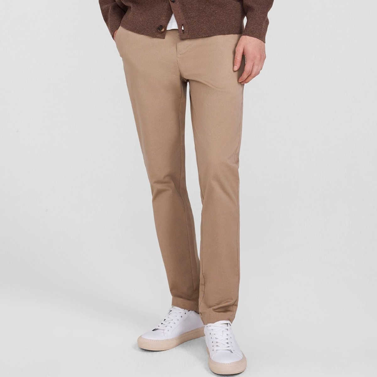 Men's Khakis Pants Brown Giordano UAE - Main Image