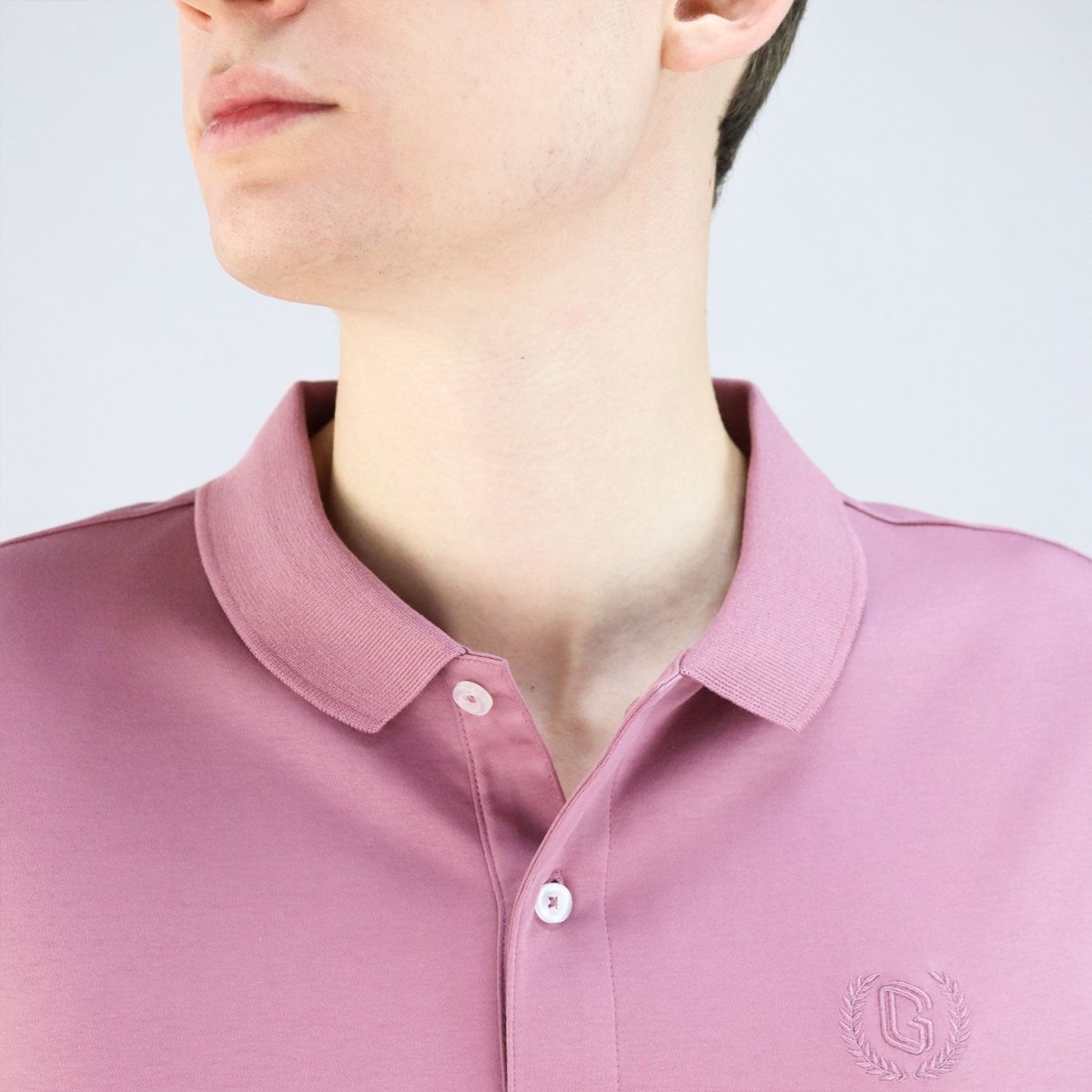 Men's Liquid Touch Polo: Slim Fit Comfort & Lasting Color - Giordano