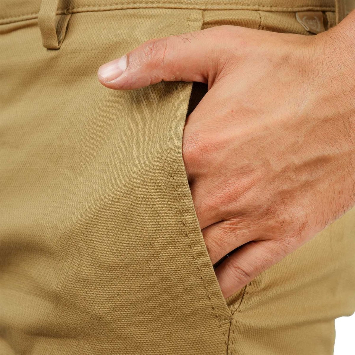 Men's Low Rise Slim Fit Cotton Twill Khakis 30 - Shop Giordano