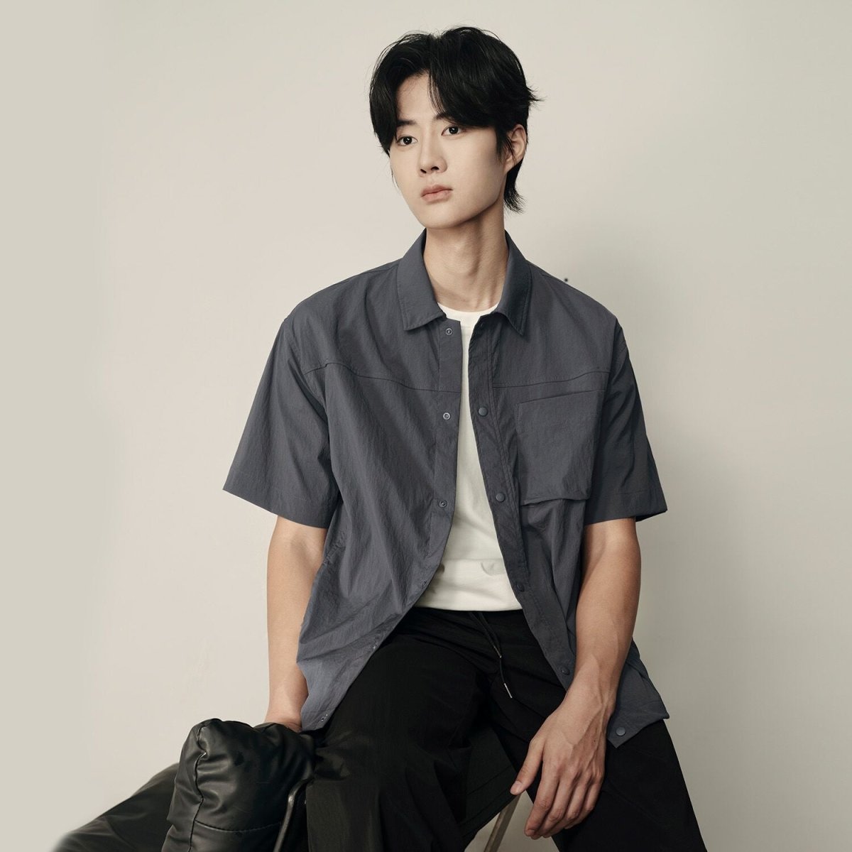 Men’S Nylon Stretch Short Sleeve Shirt – Lightweight & Water - Resistant | Korea Collection - Giordano