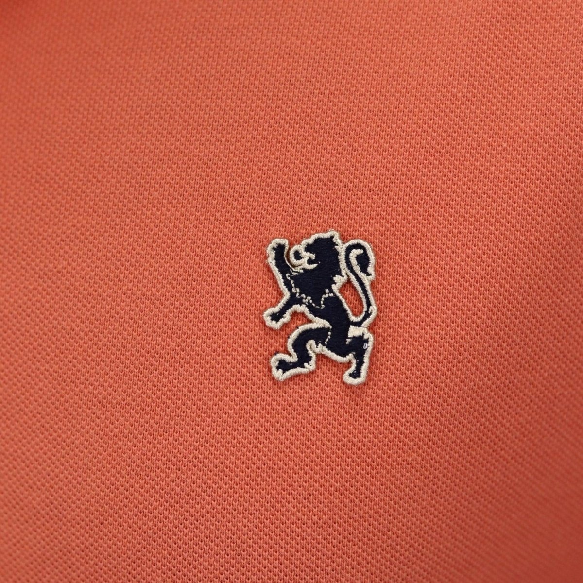 Men's Performance Slim Fit Lion Embroidery Solid Polo - Giordano