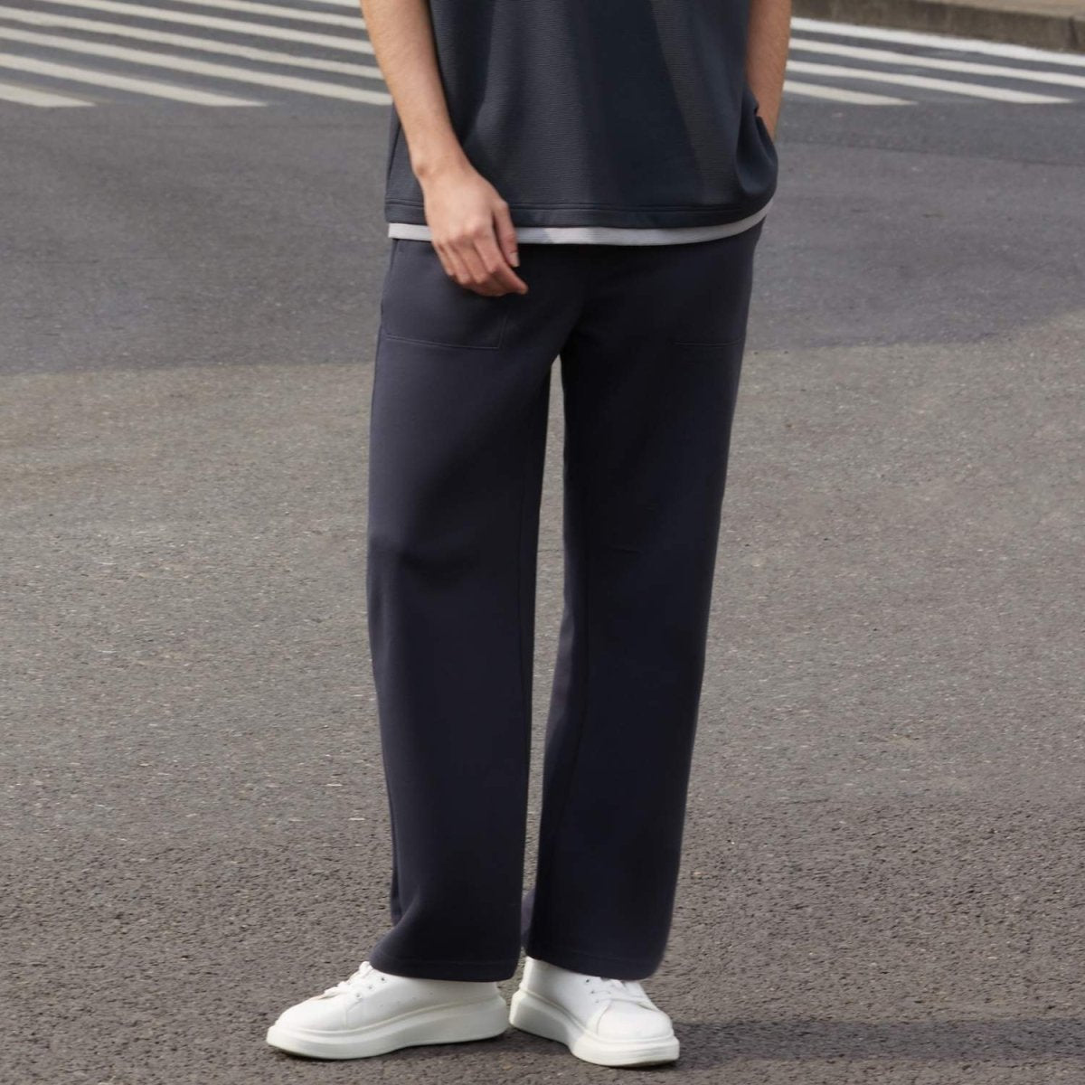 Men's Polyester Cotton Blend Relaxed Fit Joggers - Giordano