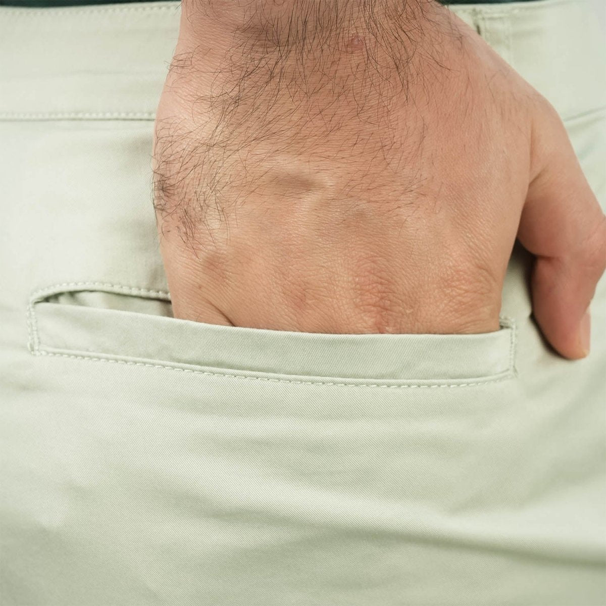 Men's Regular Tapered Khaki Pants - Giordano