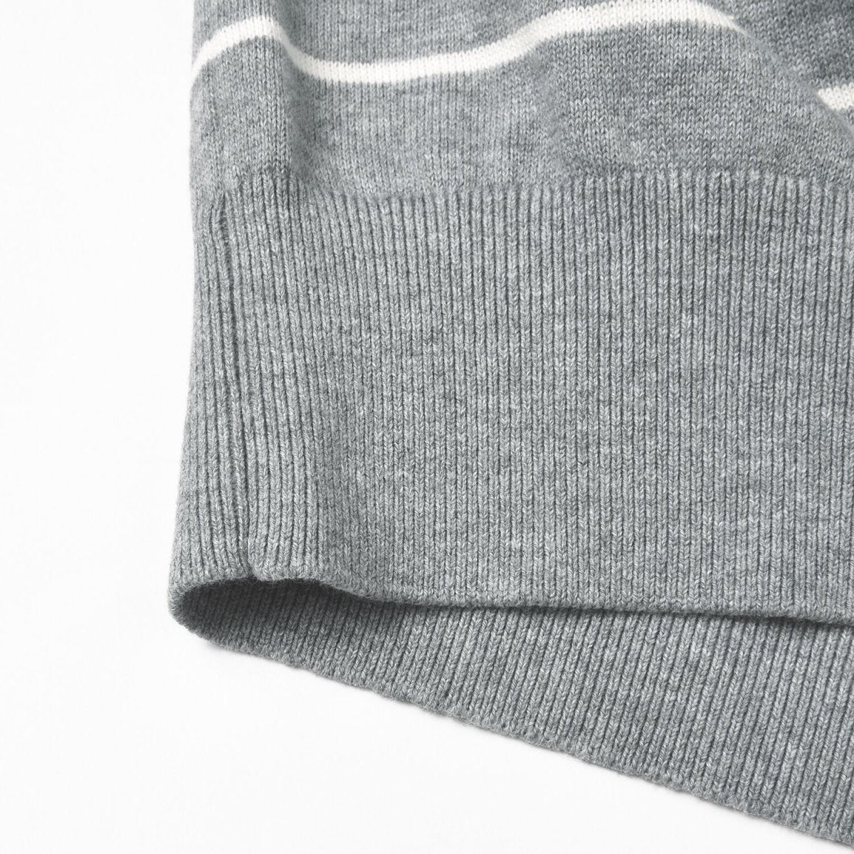 Men's Relaxed Fit Striped Crew Neck Cotton Sweater - Giordano