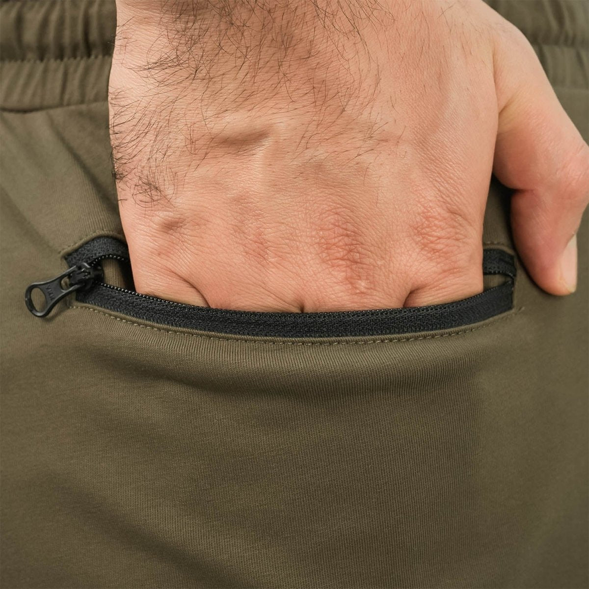 Men's Relaxed Tapered Fit Joggers - Giordano