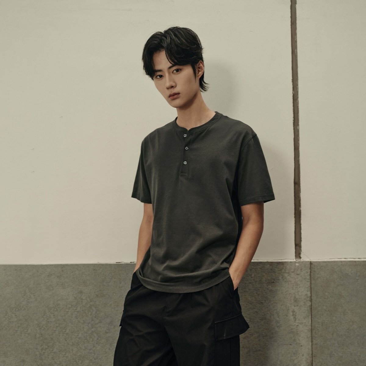 Men’S Slim Fit Crew Neck Tee – Lightweight & Everyday Essential | Korea Collection - Giordano