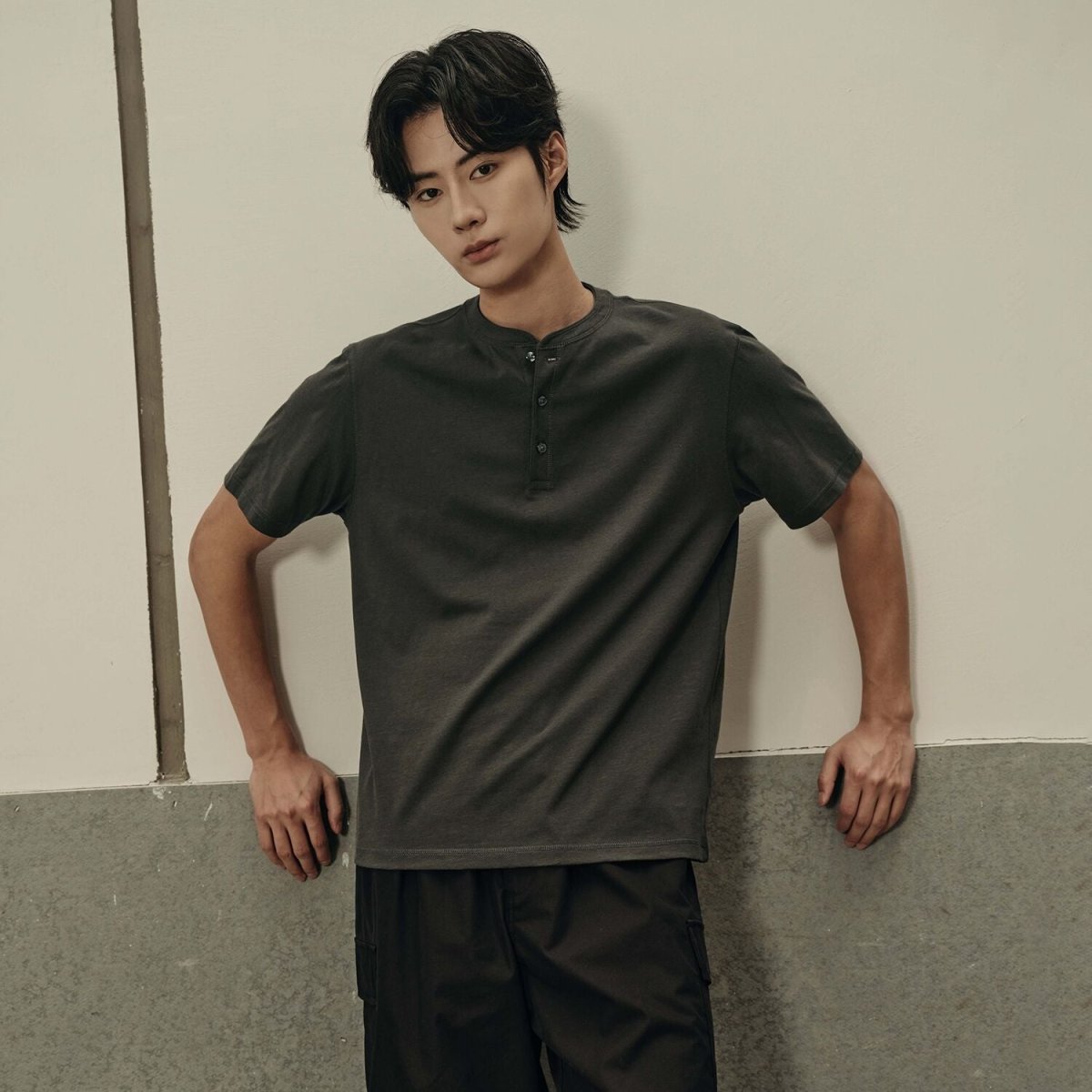 Men’S Slim Fit Crew Neck Tee – Lightweight & Everyday Essential | Korea Collection - Giordano