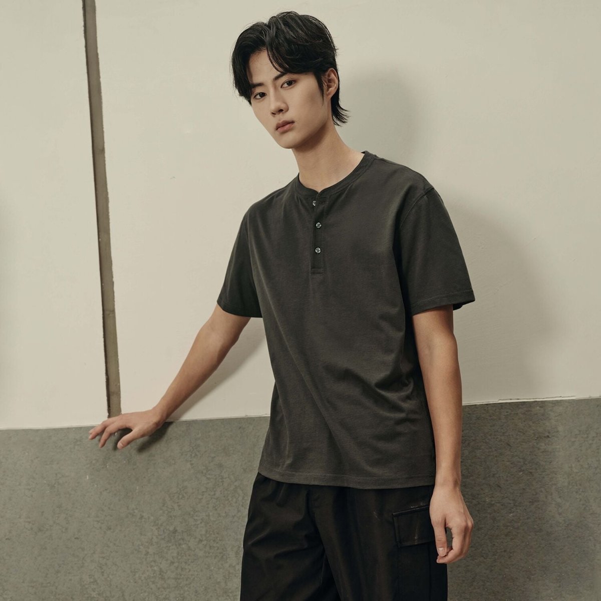 Men’S Slim Fit Crew Neck Tee – Lightweight & Everyday Essential | Korea Collection - Giordano