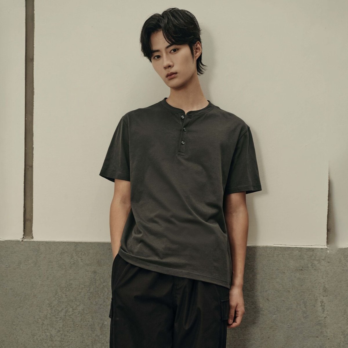 Men’S Slim Fit Crew Neck Tee – Lightweight & Everyday Essential | Korea Collection - Giordano