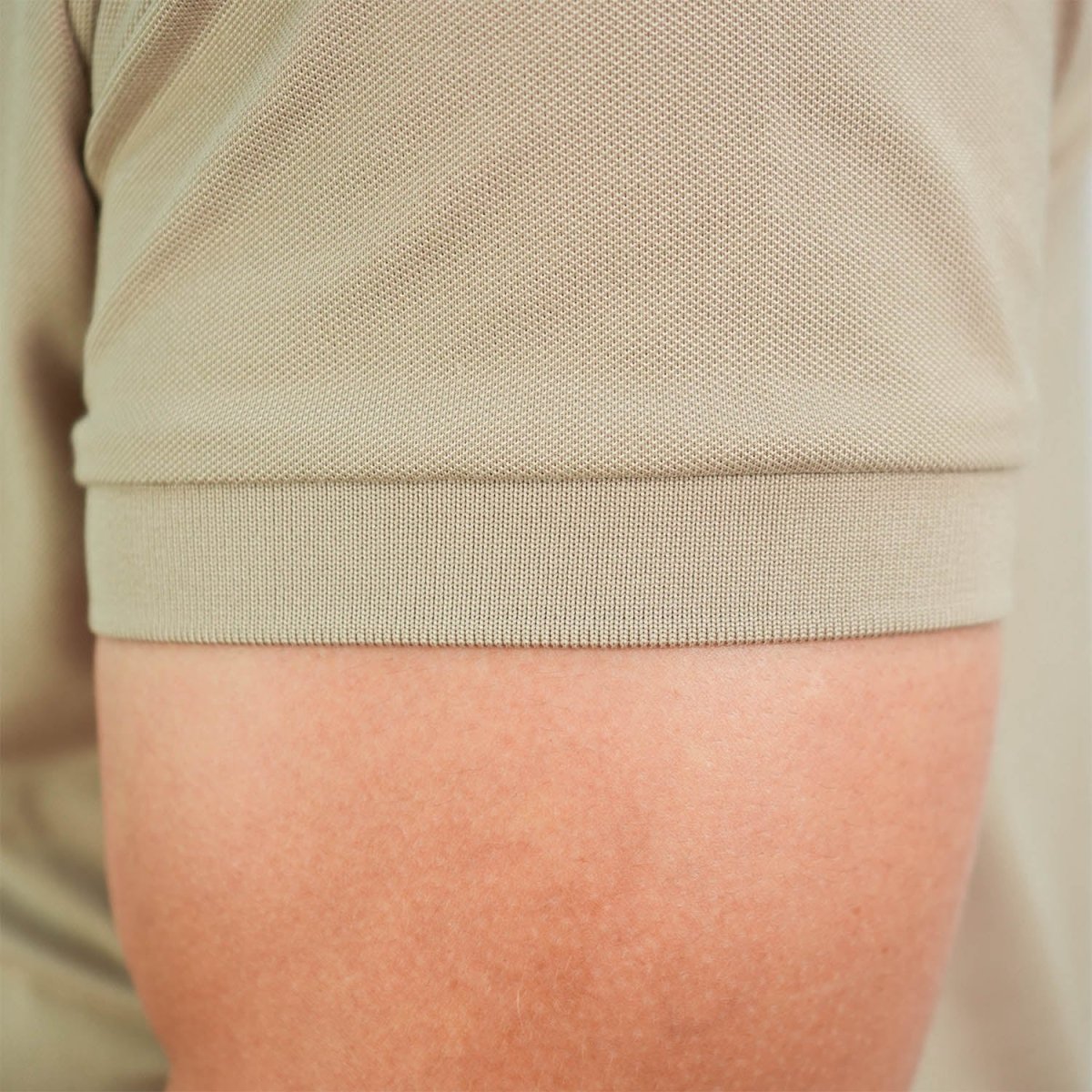 Men's Slim Fit Embossed Pique Polo| Silk Touch Series S - Shop Giordano