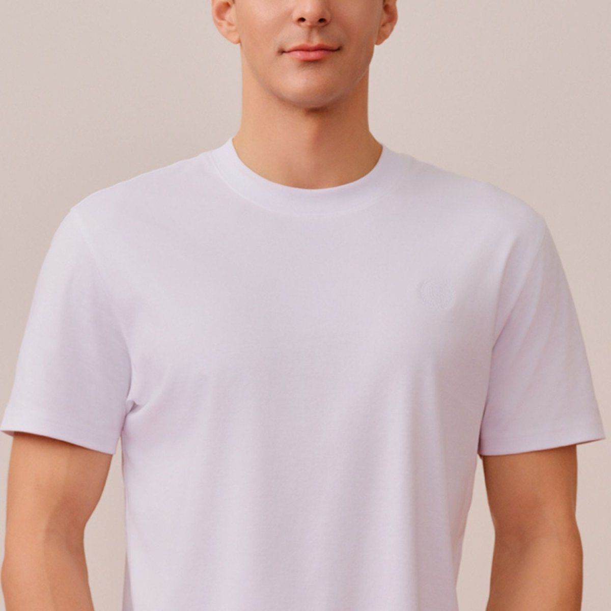 Men's Slim Fit Liquid Touch Smart Collar Tee - Giordano