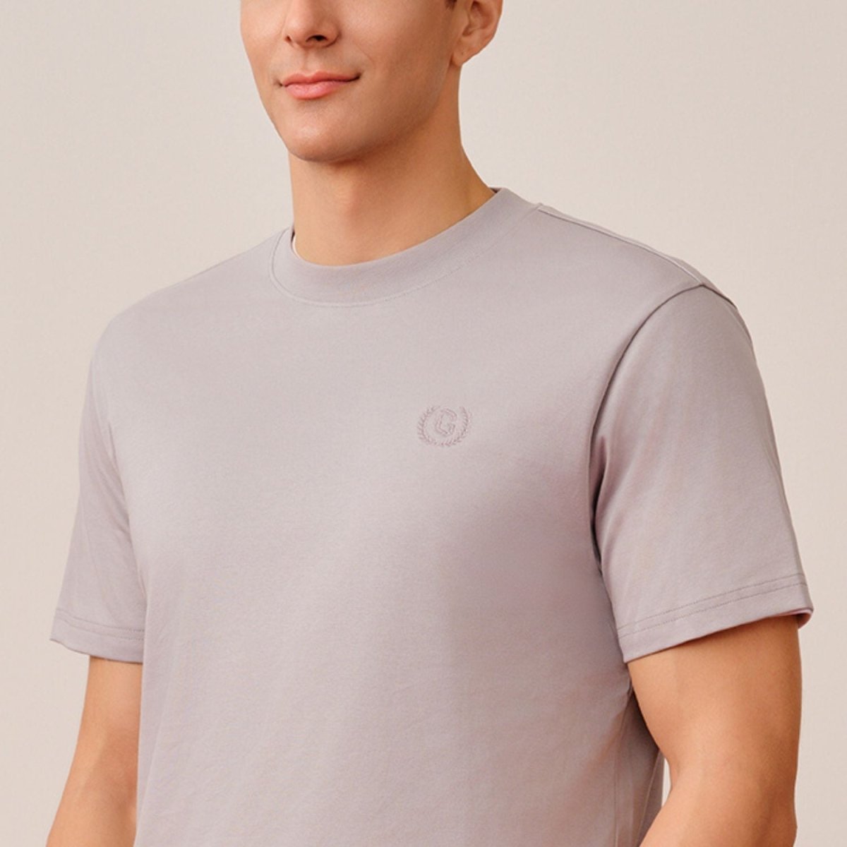 Men's Slim Fit Liquid Touch Smart Collar Tee - Giordano