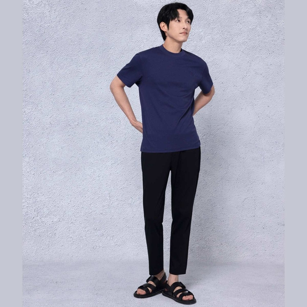Men's Slim Fit Liquid Touch Smart Collar Tee - Giordano