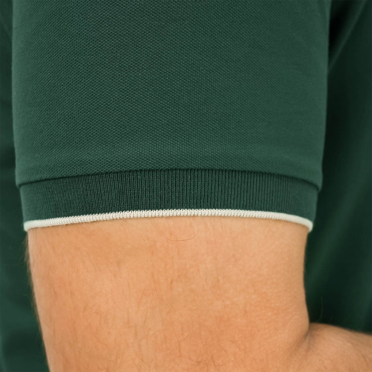 Men's Slim Fit Pique Polo: Elevated Comfort, Modern Style - Giordano