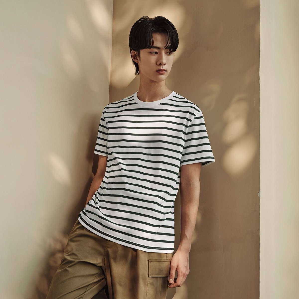 Men’S Slim Fit Striped Crew Neck Tee | Korea Collection - Giordano