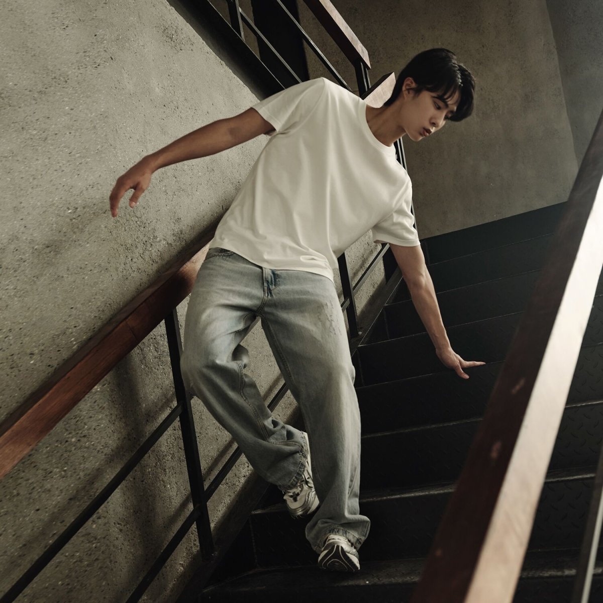 Men’S Slim Fit Tee –Lightweight & Everyday Comfort | Korea Collection - Giordano