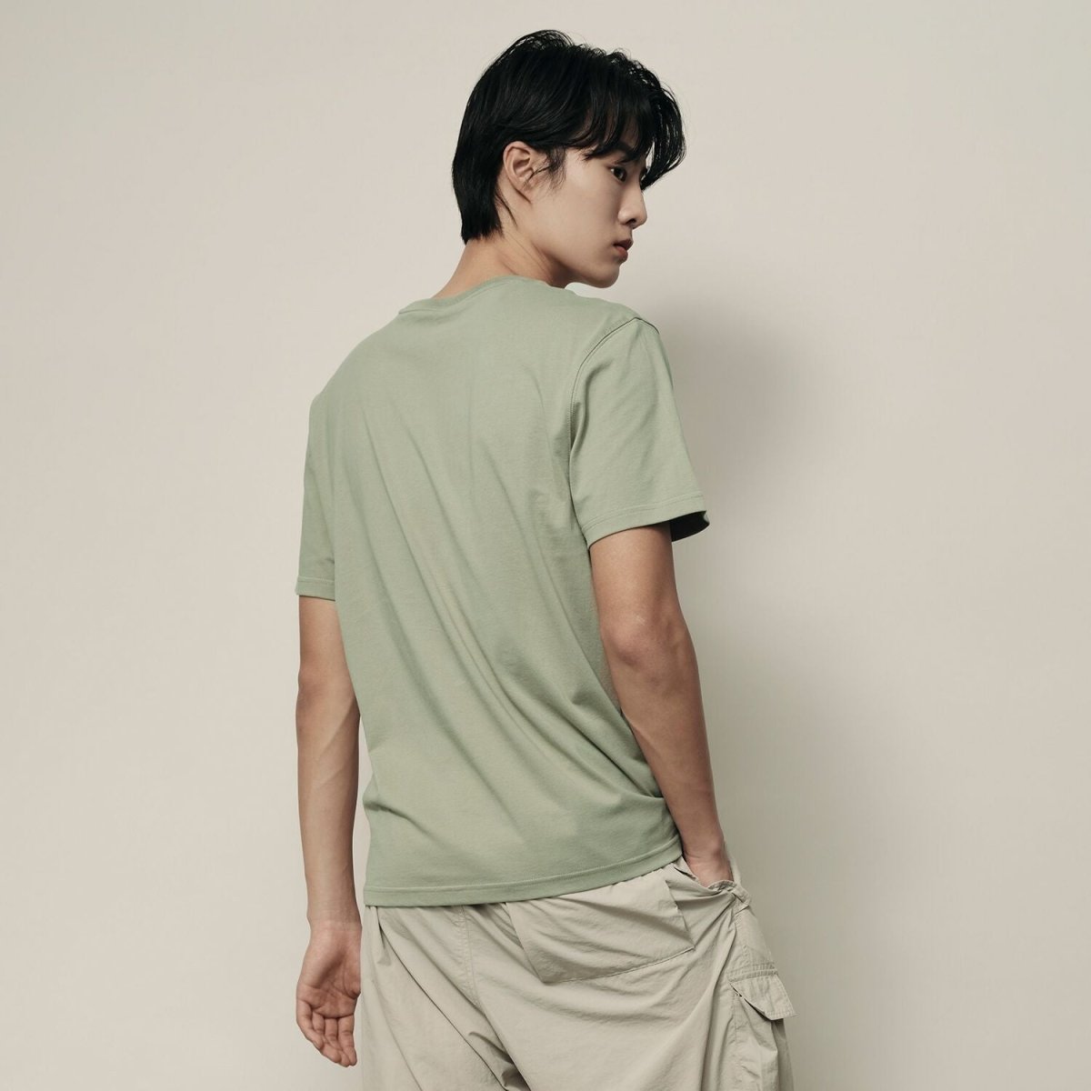 Men’S Slim Fit Tee –Lightweight & Everyday Comfort | Korea Collection - Giordano