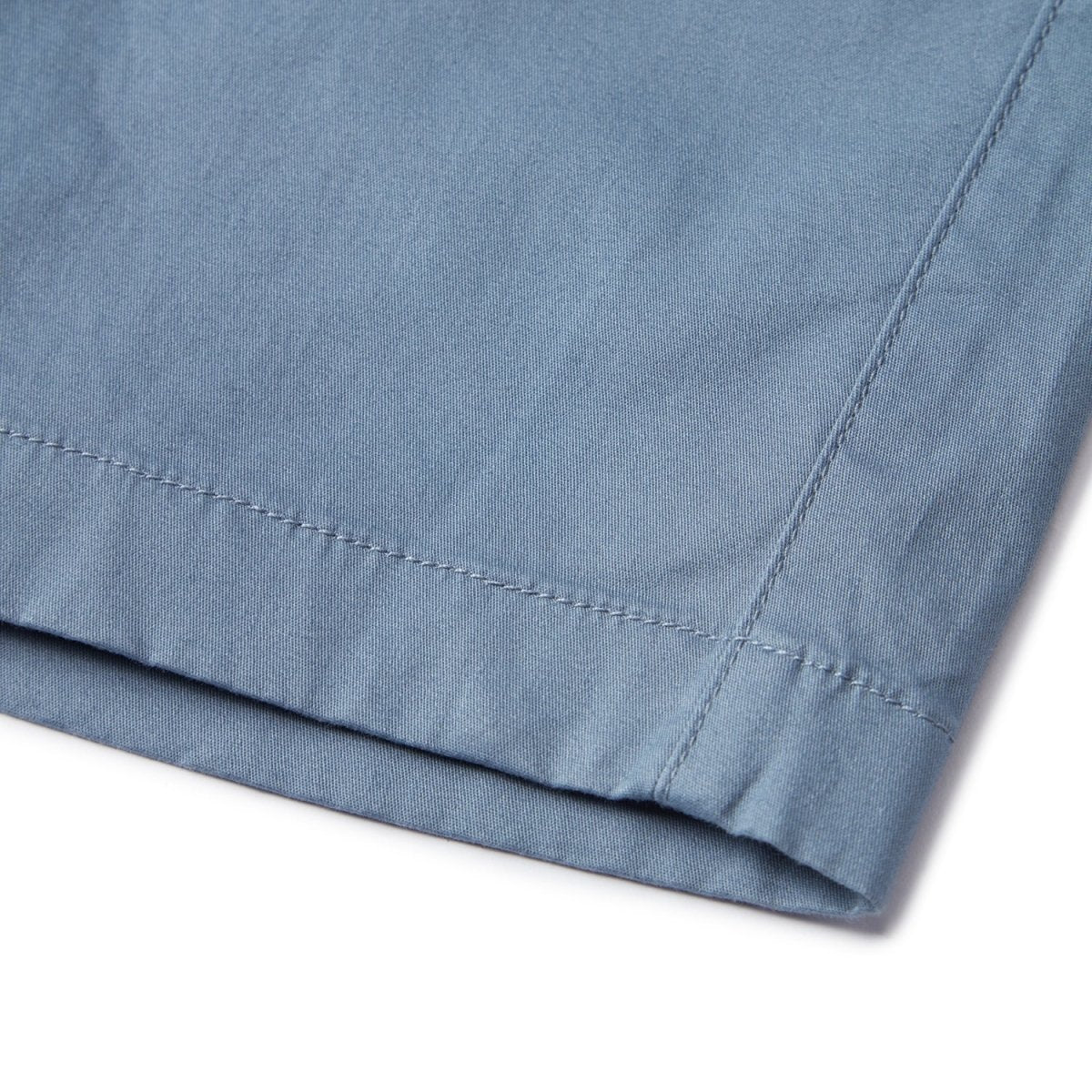 Men's Slim Fit Twill Bermuda Shorts - Giordano