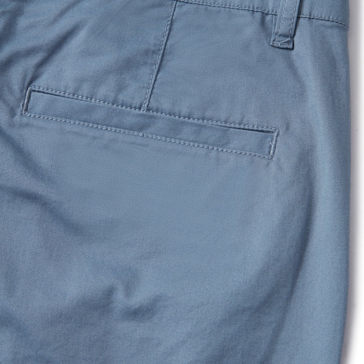 Men's Slim Fit Twill Bermuda Shorts - Giordano