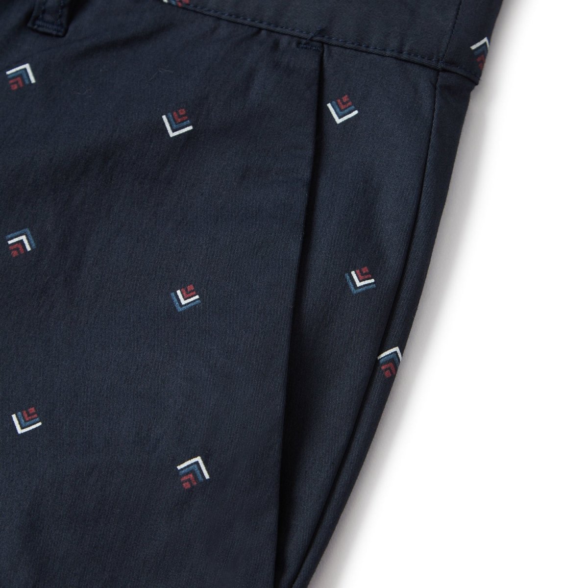 Men's Slim Fit Twill Shorts - Comfortable & Flexible - Giordano